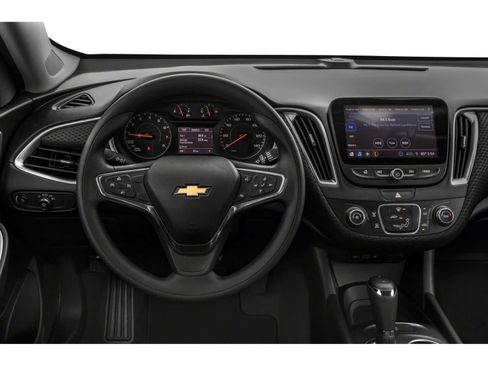 Used 2020 Chevrolet Malibu LT FWD image 4