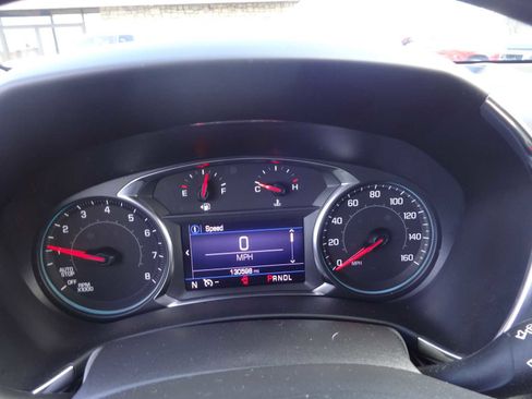 Used 2022 Chevrolet Equinox LT image 17