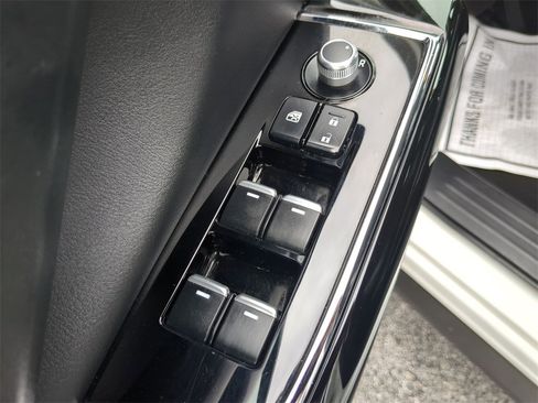 Used 2022 MAZDA CX-9 Touring Plus image 19