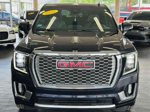 Used 2023 GMC Yukon XL SLT AWD/4WD image 19