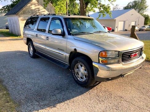 Used 2004 GMC Yukon XL SLT w/ Preferred Equipment Group image 8