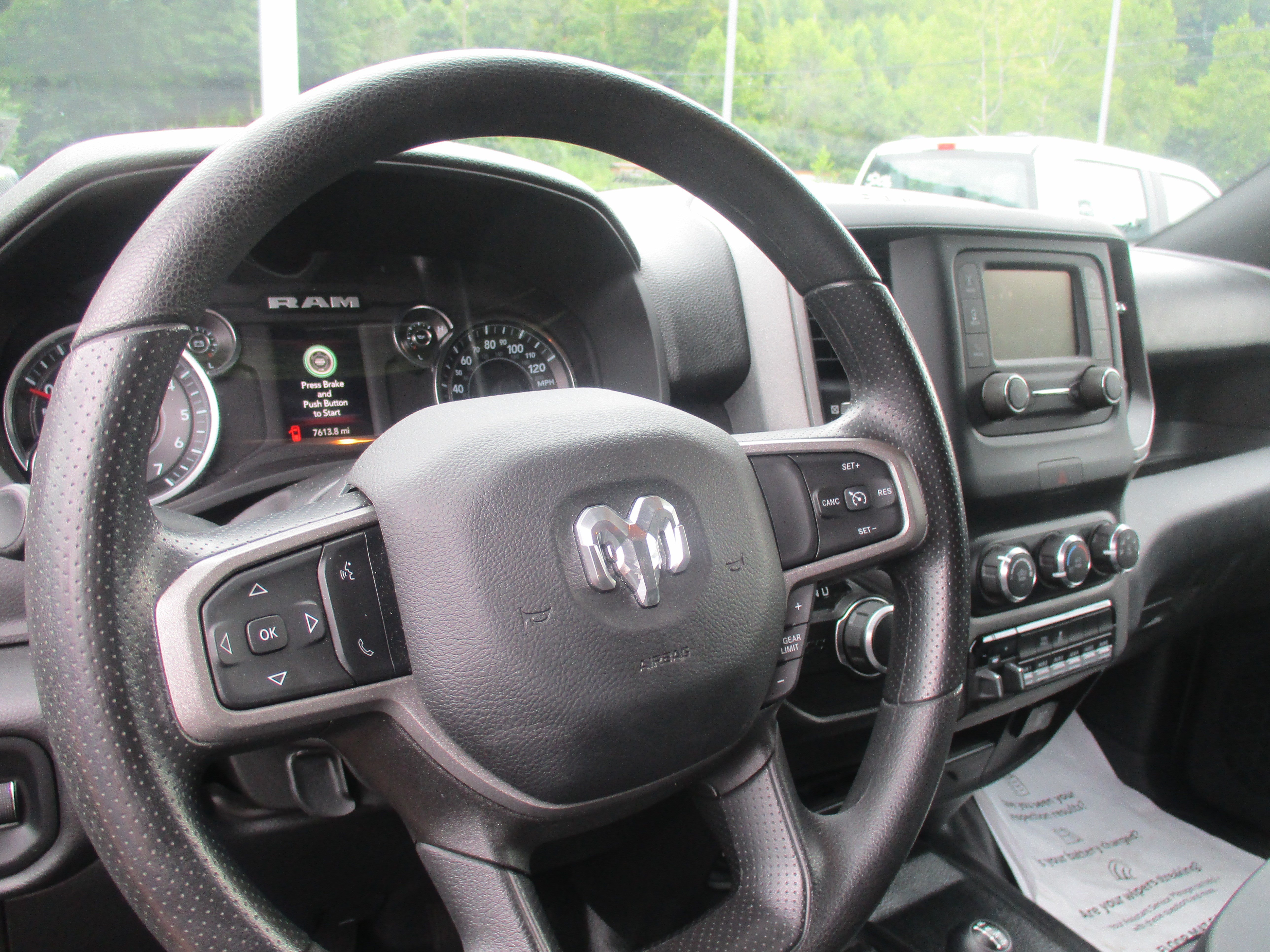 Used 2024 RAM 2500 Tradesman w/ Chrome Appearance Group AWD/4WD image 15
