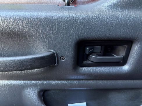Used 2006 Jeep Wrangler X AWD/4WD image 11