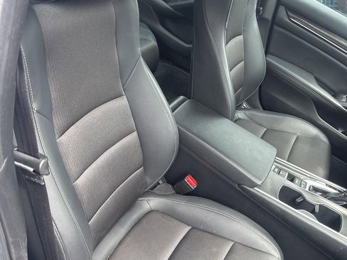 Certified 2022 Honda Accord Sport image 10
