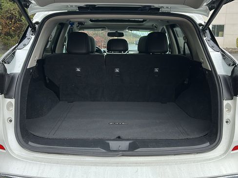 Used 2018 Nissan Murano Platinum image 7