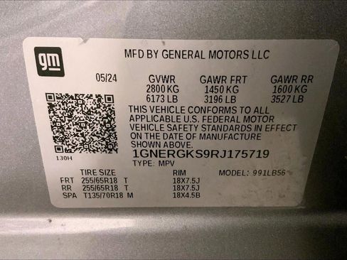 Used 2024 Chevrolet Traverse LT image 32