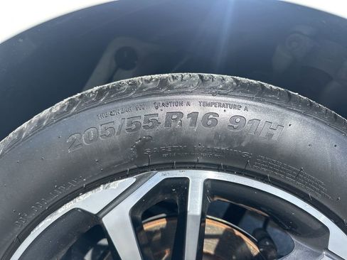 Used 2024 Kia Forte LXS image 26