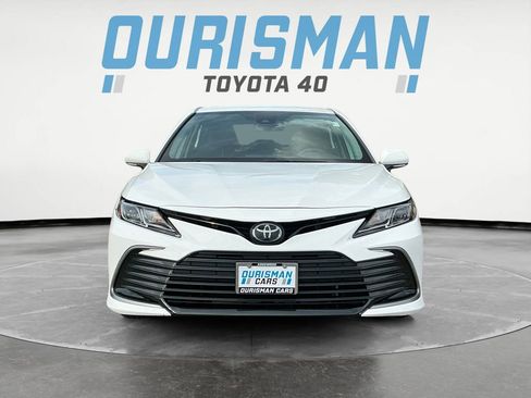 Used 2024 Toyota Camry LE FWD image 2