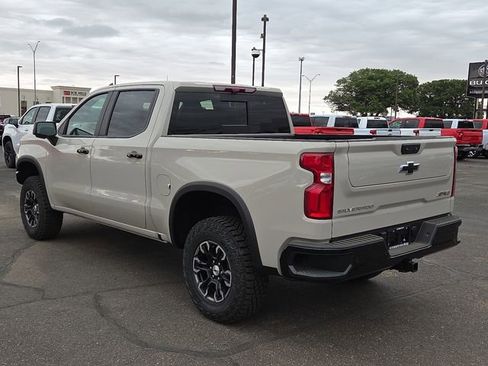New 2026 Chevrolet Silverado 1500 ZR2 AWD/4WD image 3