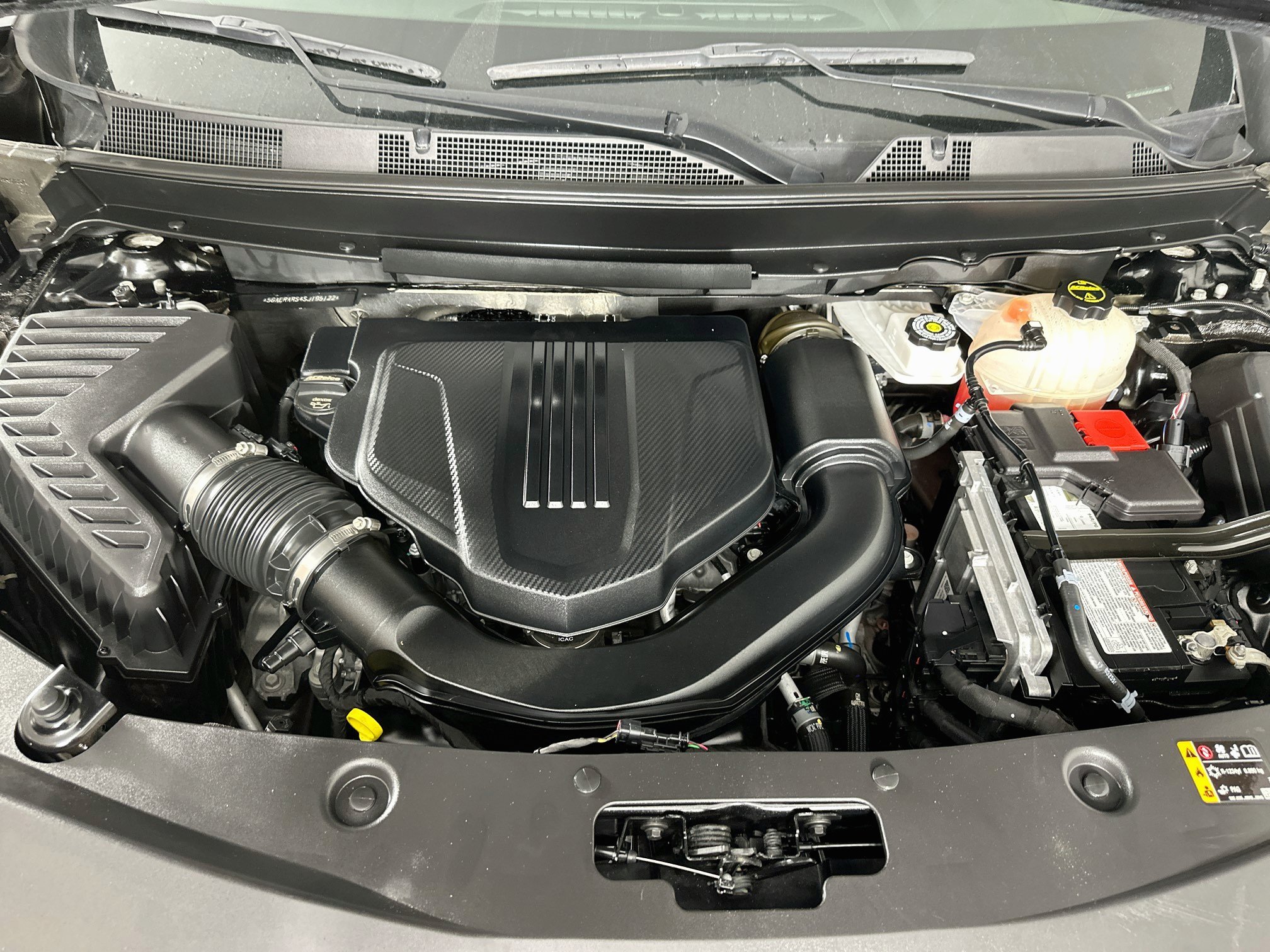 Used 2025 Buick Enclave Preferred FWD image 35