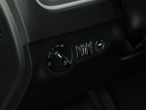 Used 2022 Dodge Charger GT image 8