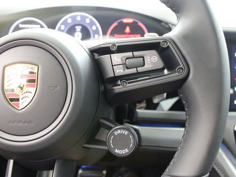 New 2026 Porsche Panamera RWD image 33