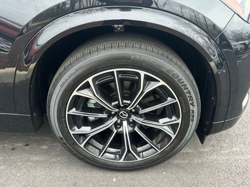 Used 2025 MAZDA CX-70 3.3 Turbo S w/ Premium Package image 13