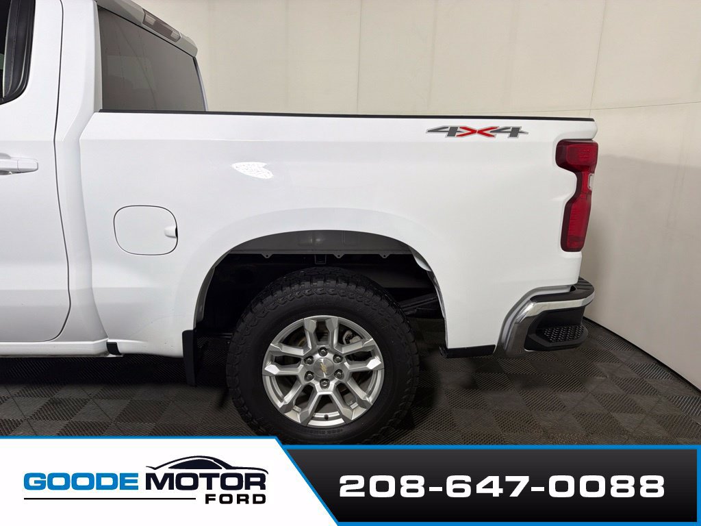 Used 2022 Chevrolet Silverado 1500 LT w/ Max Trailering Package AWD/4WD image 5