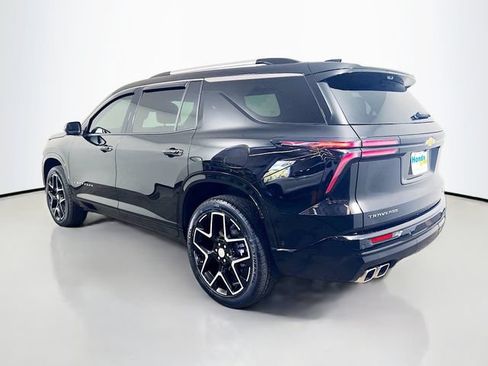 Used 2026 Chevrolet Traverse High Country FWD image 7