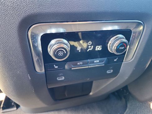 Certified 2024 GMC Yukon Denali image 14