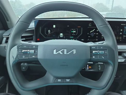 New 2026 Kia EV9 Wind AWD/4WD image 11
