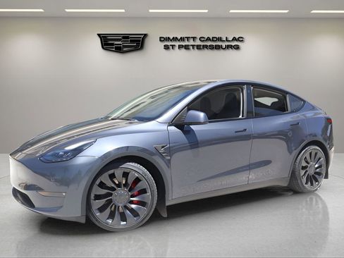 Used 2022 Tesla Model Y Performance AWD/4WD image 1