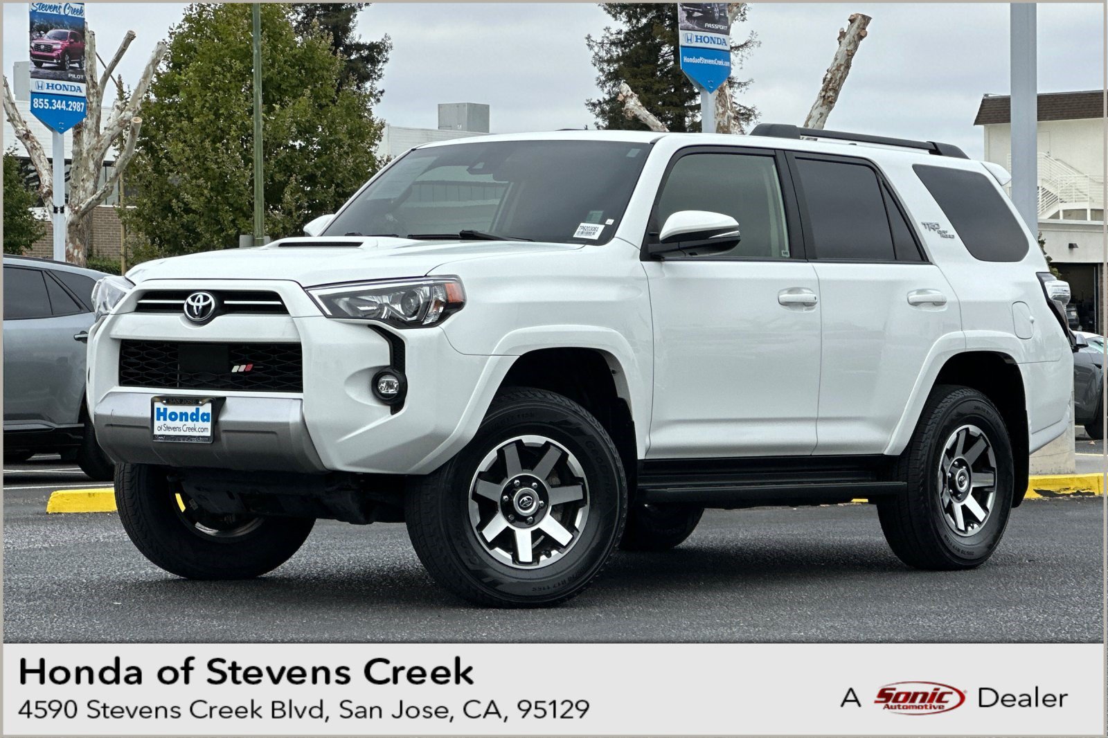 Used 2023 Toyota 4Runner TRD Off-Road Premium w/ Moonroof Package AWD/4WD image 1