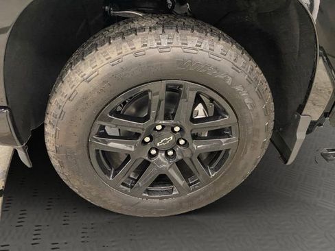 New 2025 Chevrolet Silverado 1500 High Country w/ Midnight Edition image 28