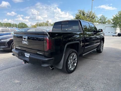 Used 2017 GMC Sierra 1500 Denali w/ Denali Ultimate Package AWD/4WD image 3