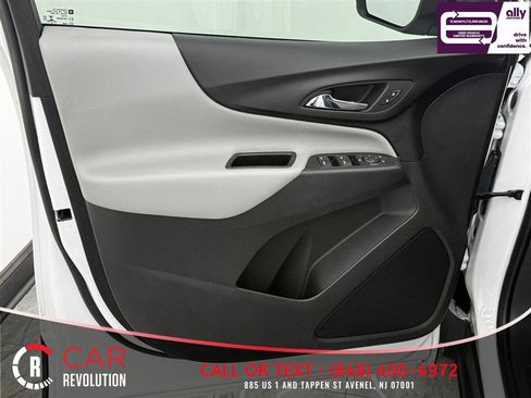 Used 2021 Chevrolet Equinox LS w/ LS Convenience Package FWD image 29