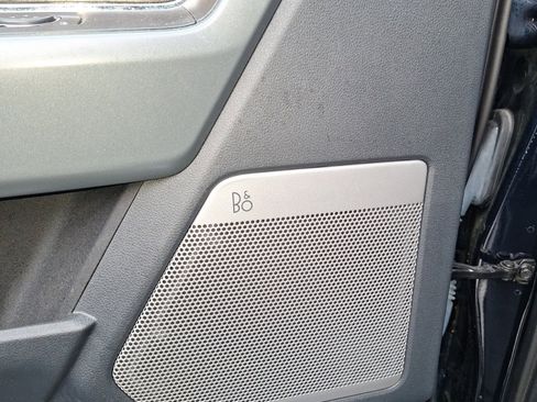 Used 2022 Ford F150 Lariat w/ Max Trailer Tow Package image 10