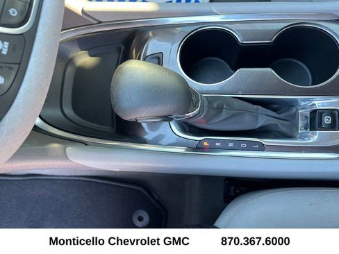 Used 2023 Chevrolet Malibu LT image 19