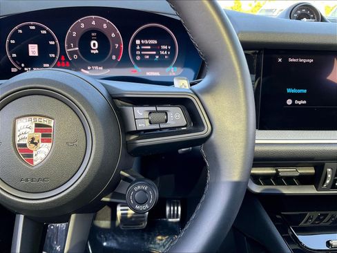 Used 2024 Porsche Cayenne S AWD/4WD image 12