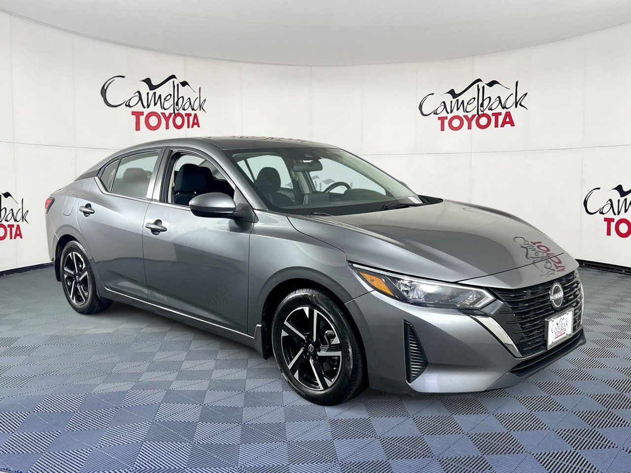 Used 2024 Nissan Sentra SV FWD image 3