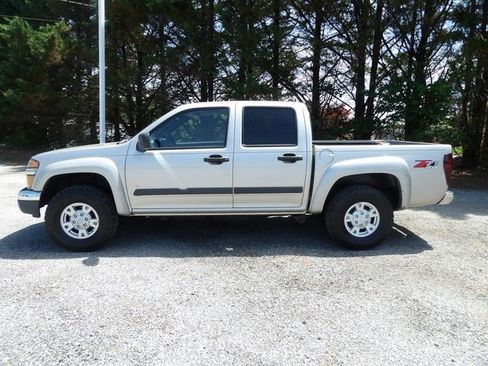 Used 2008 Chevrolet Colorado LT w/ LT Preferred Equipment Group AWD/4WD image 2
