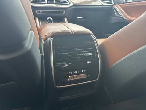 Used 2023 BMW X6 xDrive40i w/ M Sport Package image 17