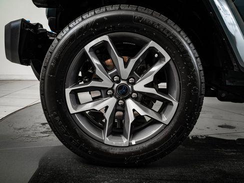 Used 2024 Jeep Wrangler Unlimited w/ Convenience Group image 13