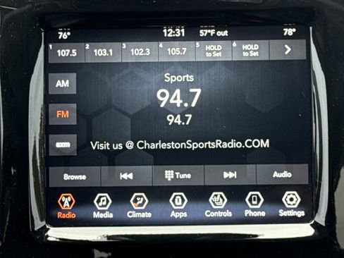 Used 2022 Jeep Cherokee Limited image 22