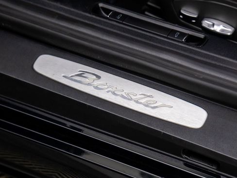 Used 2017 Porsche 718 Boxster image 28