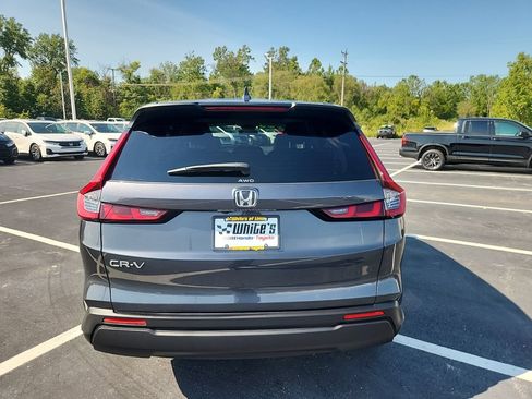 Used 2024 Honda CR-V EX image 7