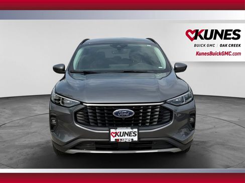 Used 2024 Ford Escape Platinum AWD/4WD image 3