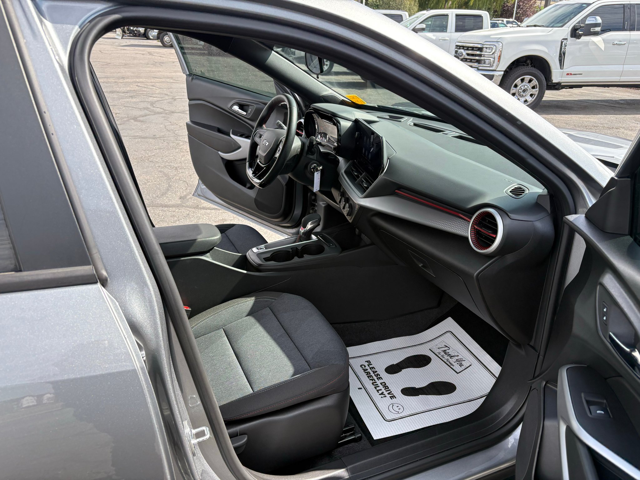 Used 2024 Chevrolet Trax RS w/ Driver Confidence Package FWD image 23