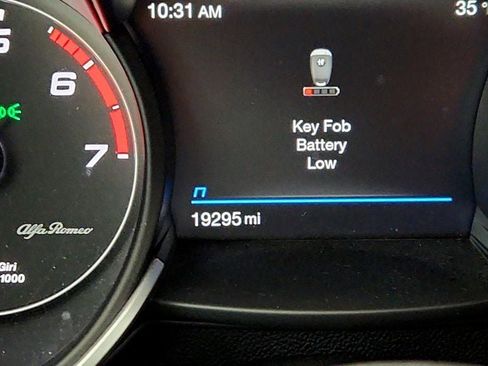 Used 2023 Alfa Romeo Stelvio Veloce image 15