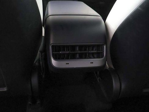 Used 2023 Tesla Model Y 2WD image 48