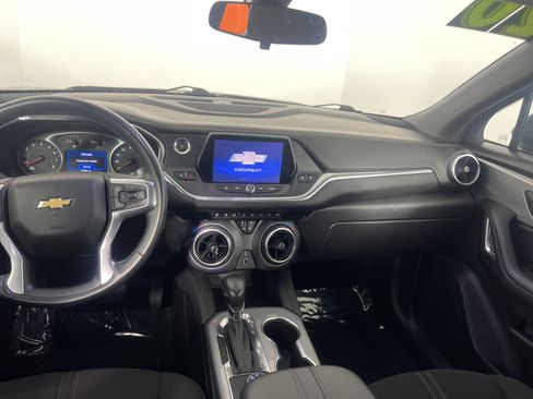 Used 2020 Chevrolet Blazer LT image 9