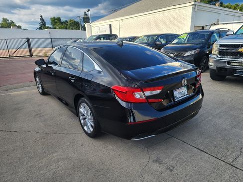 Used 2019 Honda Accord LX image 3
