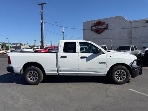 Used 2018 RAM 1500 Tradesman RWD image 2
