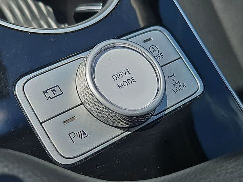 Used 2025 Genesis GV80 2.5T Standard AWD/4WD image 26
