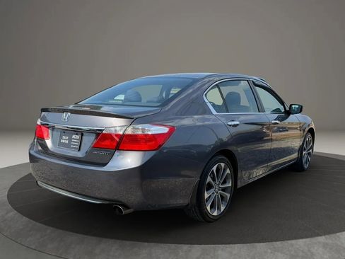 Used 2013 Honda Accord Sport image 4
