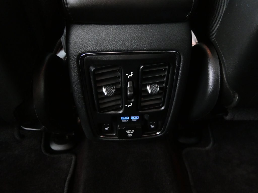 Used 2018 Jeep Grand Cherokee Limited AWD/4WD image 22