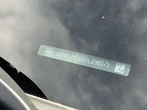 Used 2024 GMC Terrain SLE FWD image 34