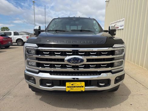 Used 2024 Ford F250 Lariat w/ Chrome Package AWD/4WD image 3