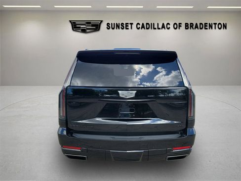 New 2026 Cadillac Escalade ESV Platinum Sport w/ LPO, ONYX Package image 5