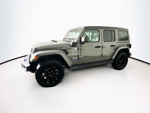 Used 2023 Jeep Wrangler Sahara image 4